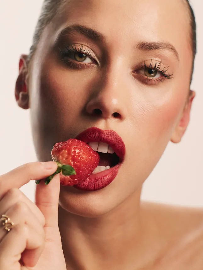 POLINA ISADORA shot by erez sabag, makeup by me