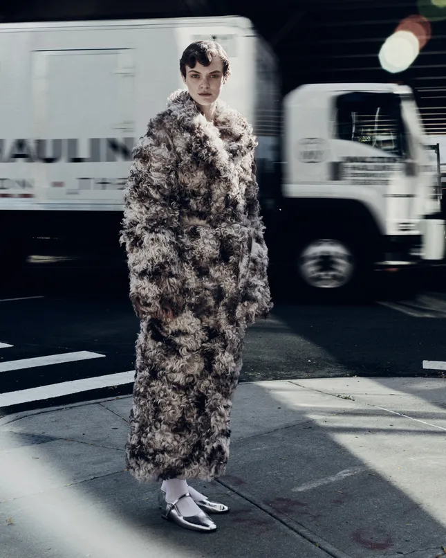 GRAY - SCHÖN! MAGAZINE