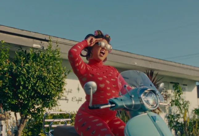 Remi Wolf - Motorcycle