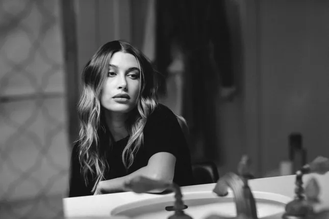 Hailey Bieber