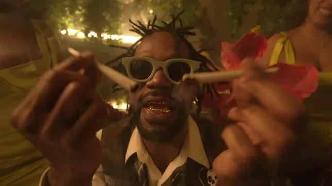 Wiz Khalifa x Juicy J :Why Do I Stay High”