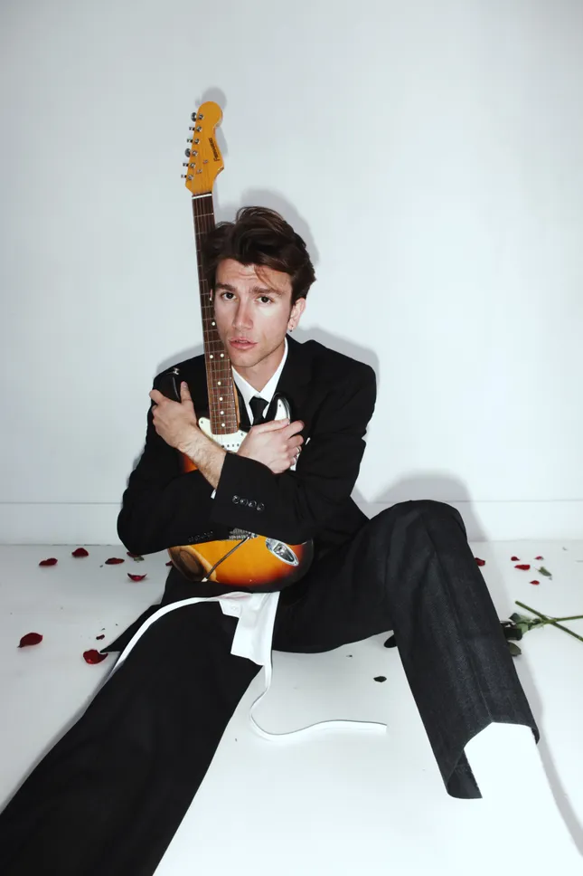 Sam Dennis | Spotify