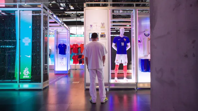 Nike - Behind The Design