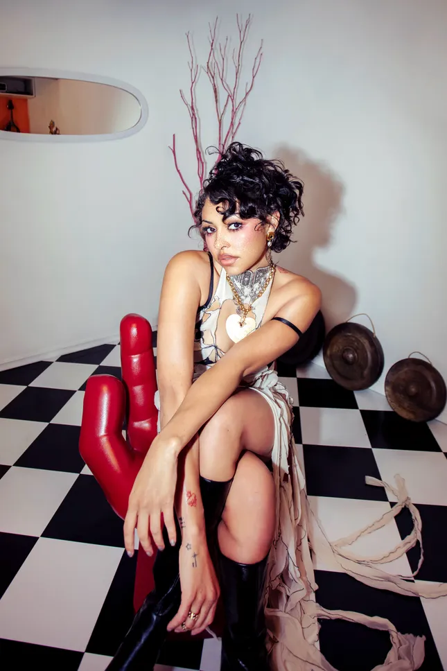 Single cover - Hair on Raiche