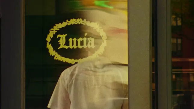 Lucia Pizza x Merz b. Schwanen