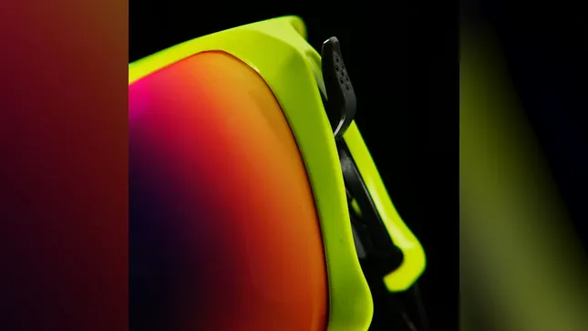 Oakley: Flight