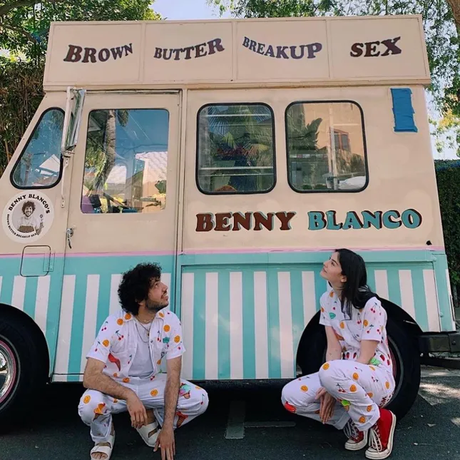 GRACIE ABRAMS & BENNY BLANCO x DAISY WORLD