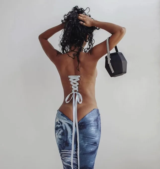 Kara - Lace Back Illusion