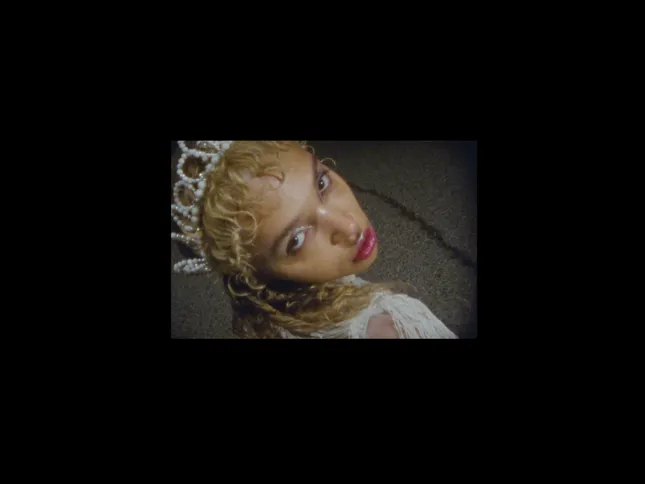 FKA Twigs - Tears in the Club BTS