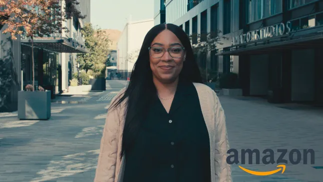 Adrienne (Amazon)