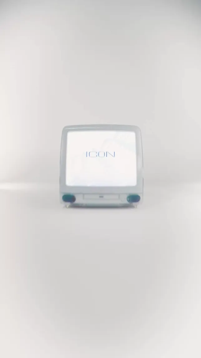 Brent Fiyaz's ICON Merchendise rollout and billboard