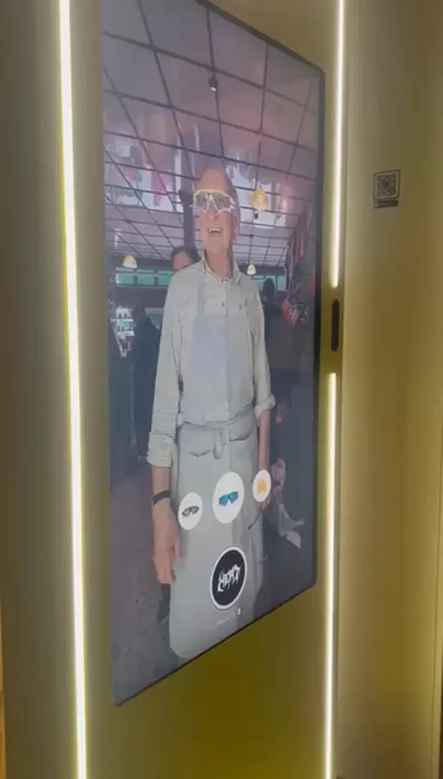 Vetements x HEAT AR