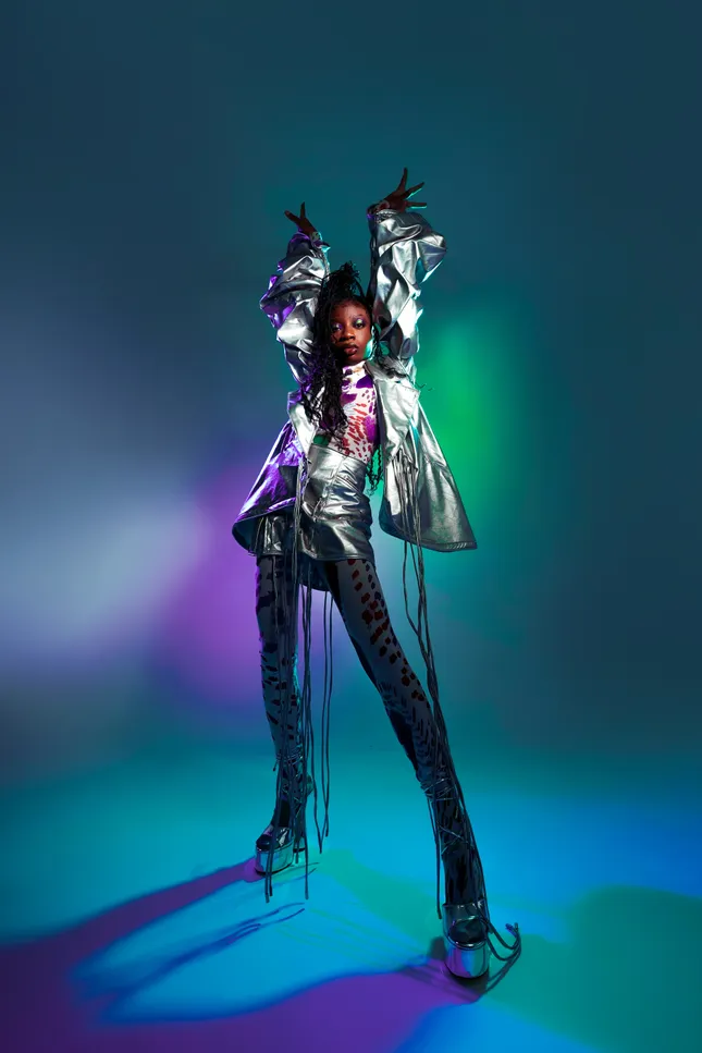 ALIEN SUPERSTAR