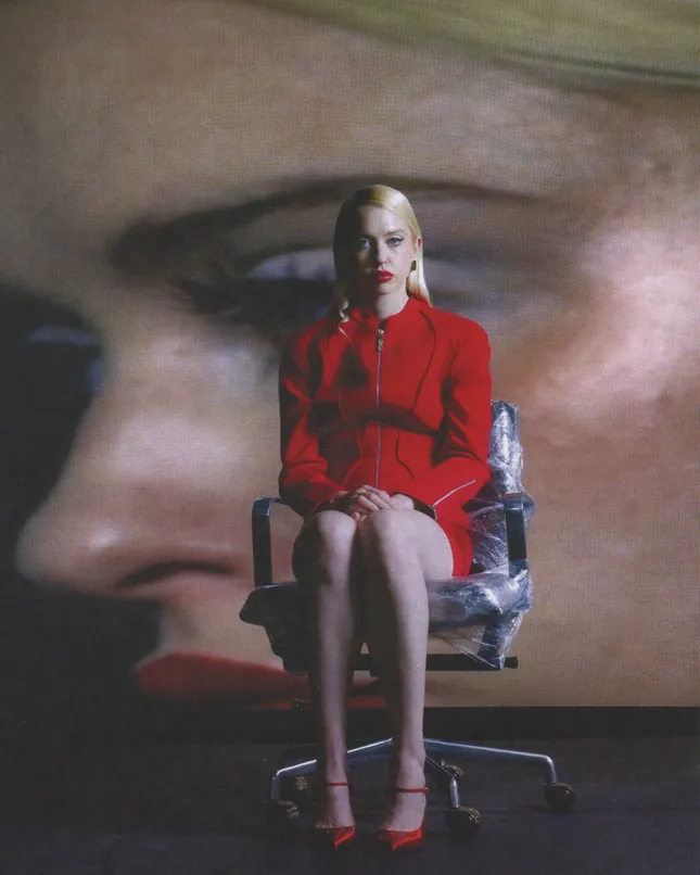 Chloe Cherry for Comfort Magazine