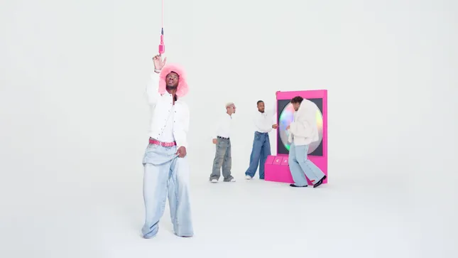 Lil Nas X - Hotbox Content