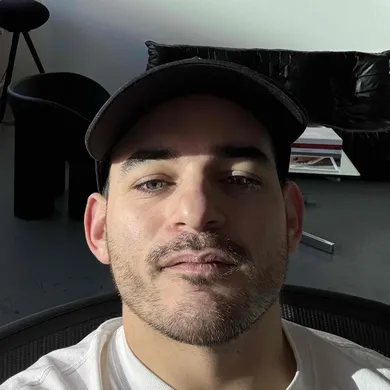 LV  Avatar