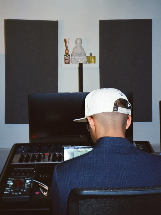 Studio & Streets: Music Producer Portraits