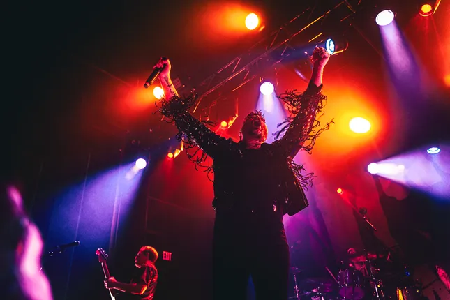 PHOTOGRAPHER/RETOUCHER: CONCERTS