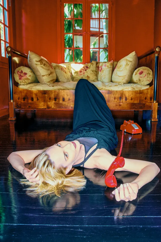 Leslie Bibb for Sleek Magazine #84