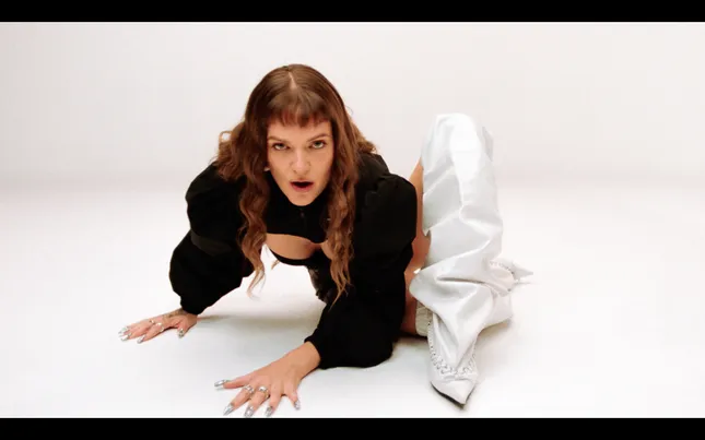 Nelly Furtado ft Tove Lo & SG Lewis - Love Bites