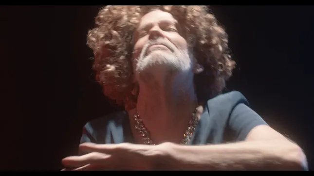 The Father, The Son, and The Gun  (film trailer)