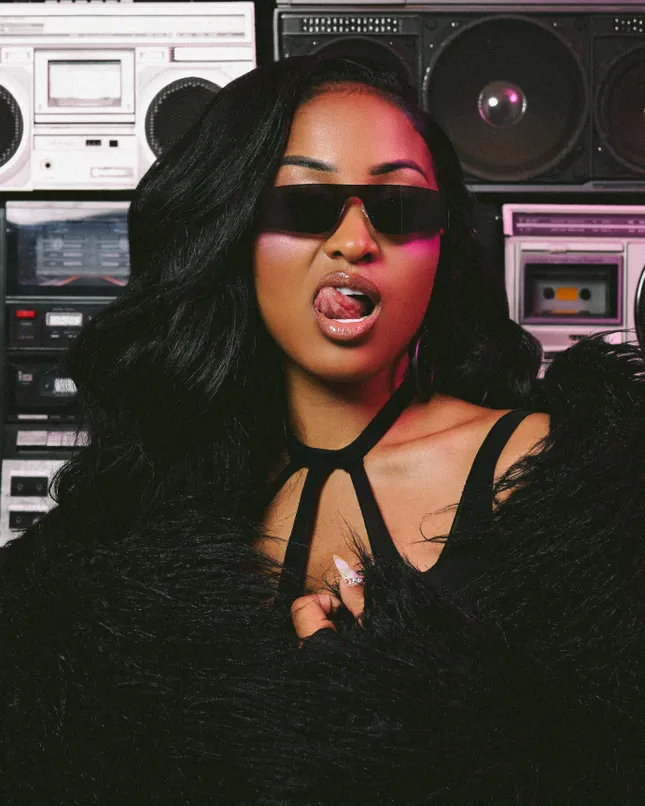 Press Shoot for Shenseea