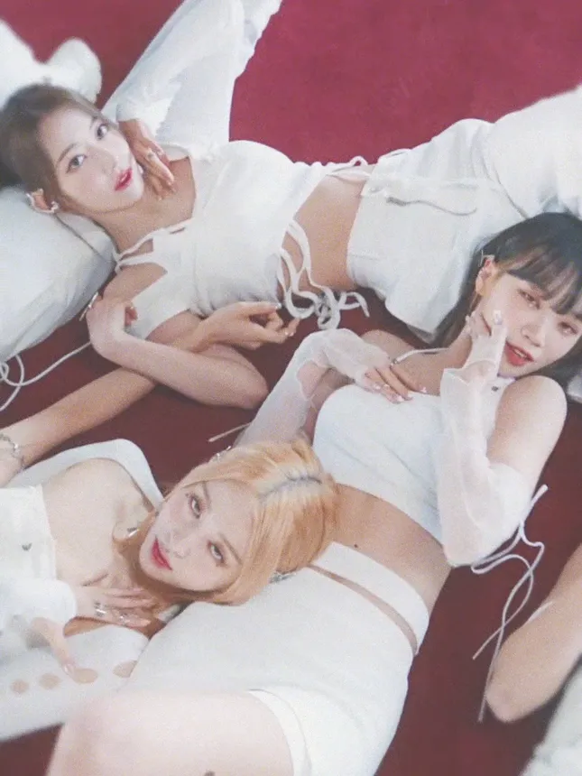 LE SSERAFIM (르세라핌) ‘Impurities’ | Lyrical Visualizer (Personal Project)