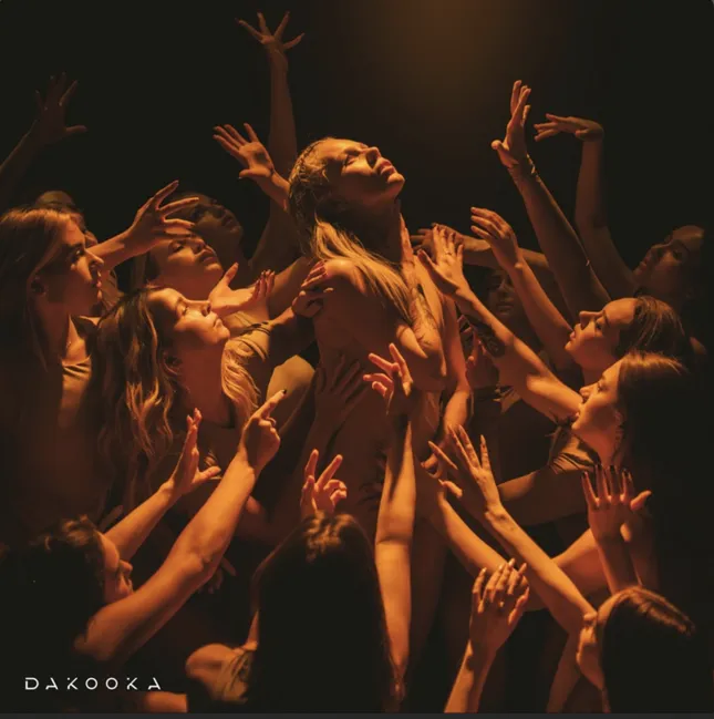 Album cover + BTS for Dakooka