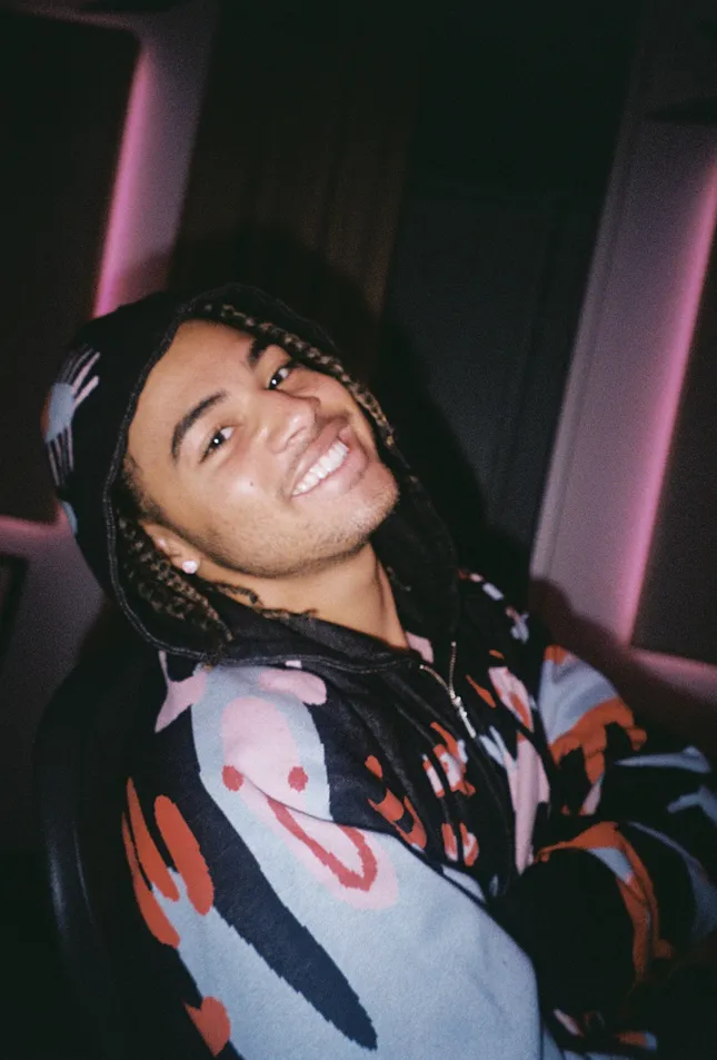 24kGoldn Studio Session