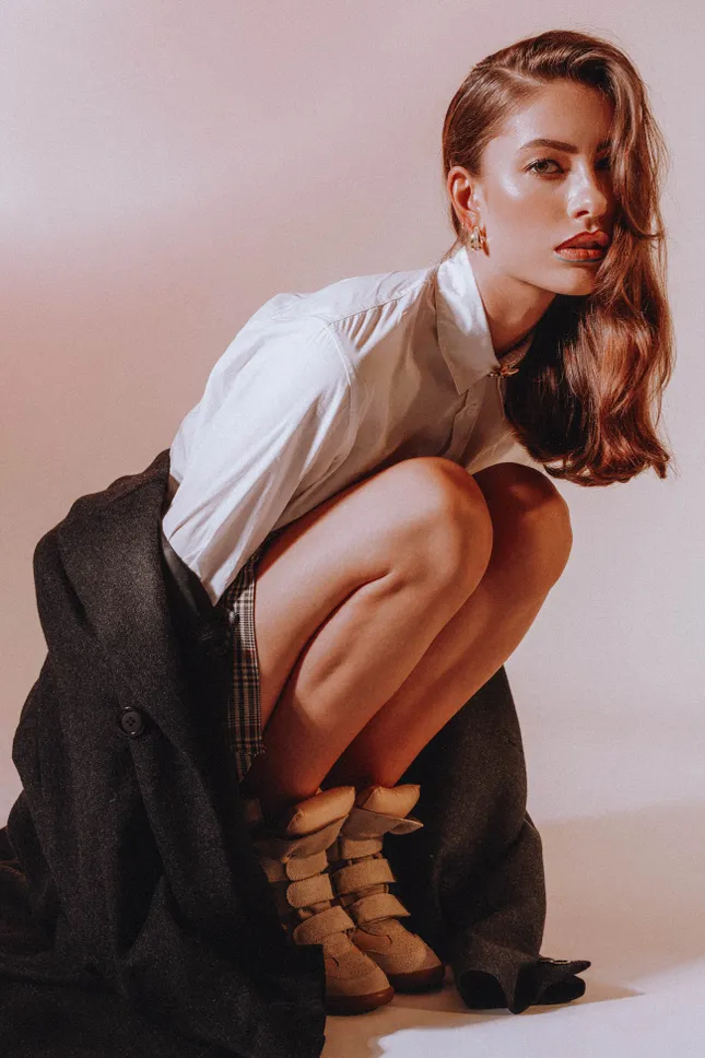 "The Size Matters" for InStyle Greece