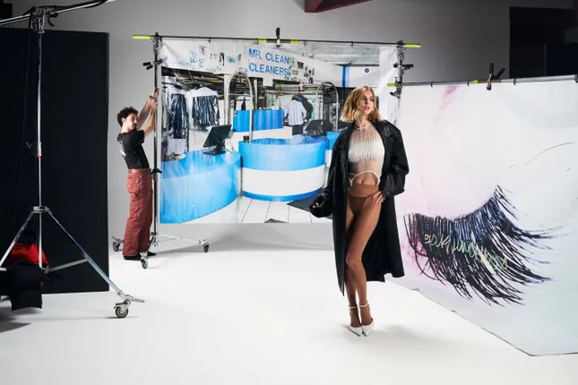 MIA IN STUDIO