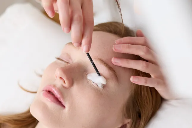 Be Your Lash Branding