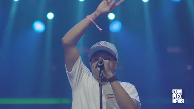 Backstage at Taylor Bennett's ComplexCon Chicago 2019 Performance | Complex News