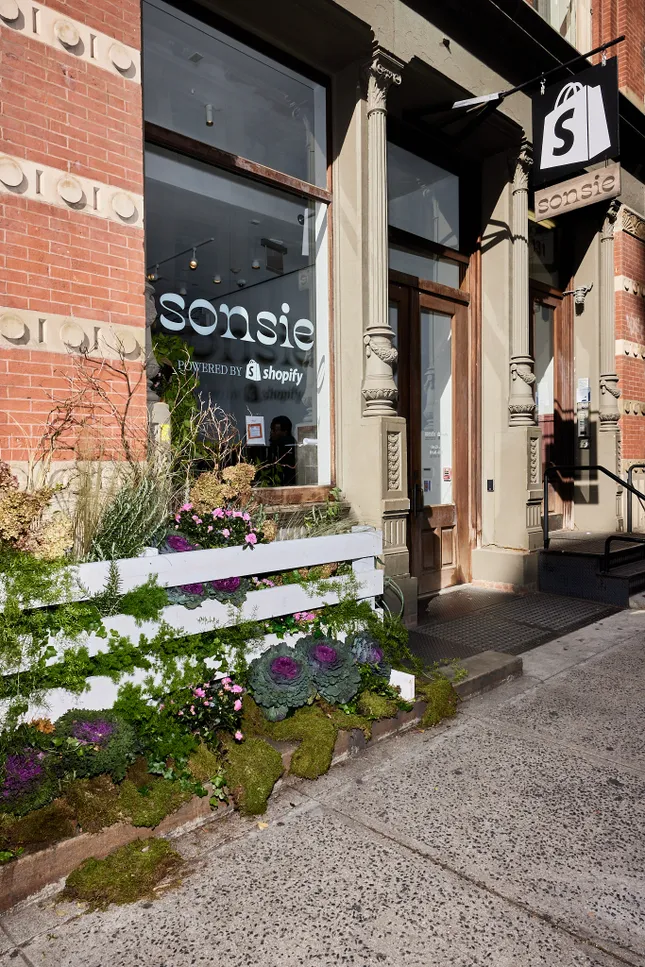 Sonsie x Shopify Pop Up