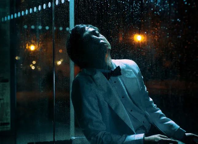 Joji - “Slow Dancing in the Dark”