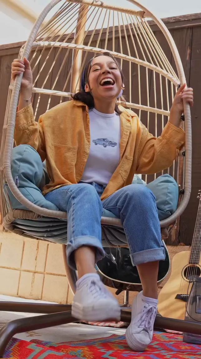 “On My Way” promo