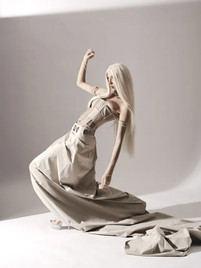 Dressed by Essence - Test Shoot