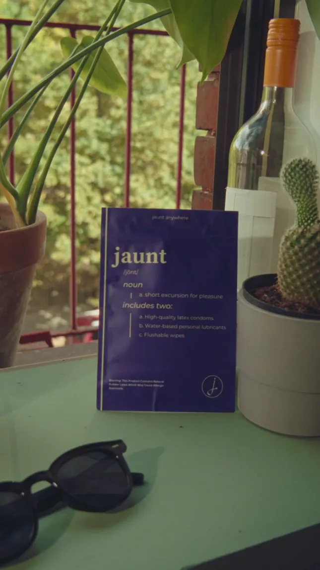 Brand work for JAUNT