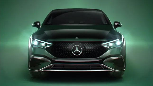 Mercedes Benz EQE BrandLove
