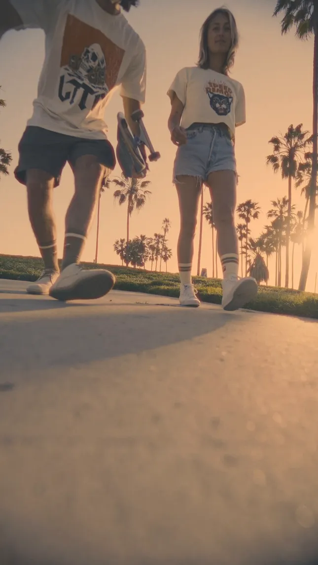 Short creative social ad for Low Tide thread co