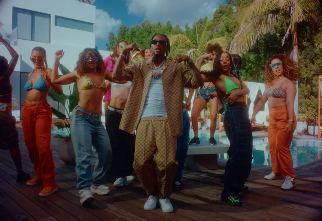 Soulja Boy - Left Right