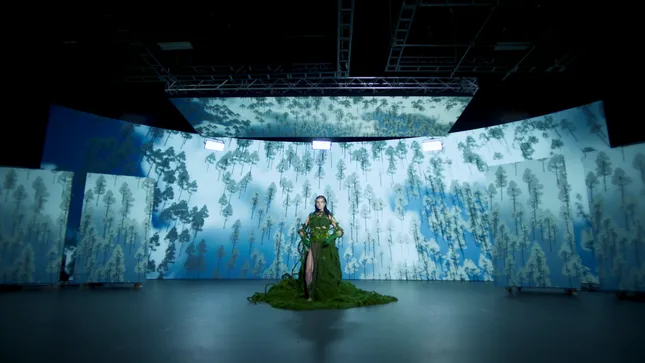 Elke - Enchanté Music Video