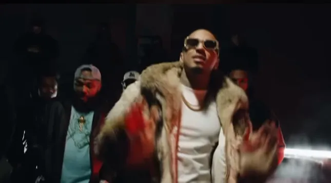 Kirk’s Bangz Deep inside