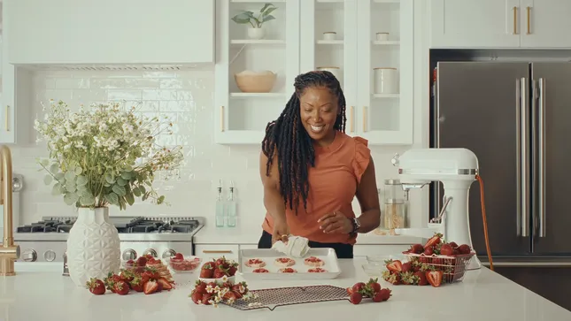Fox Food Club — Strawberry Shortcake With Nyesha Arrington