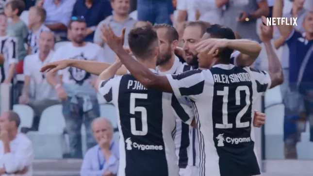 FIRST TEAM: JUVENTUS (NETFLIX)