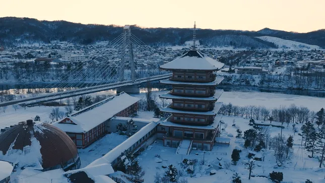 Skiing Hokkaido Japan: 10-Day Trip Visiting 5 Resorts & 3 Cities | Ultimate Japa