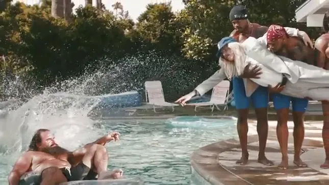 Jawny - Strawberry Chainsaw