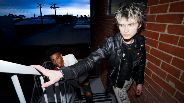 Londynne’s Falling - Press Photos