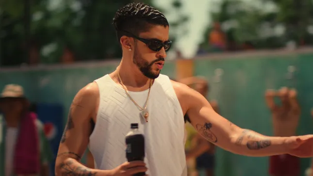 Pepsi x Apple “Press Play on Summer”