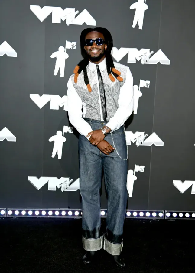 VMA Carpet